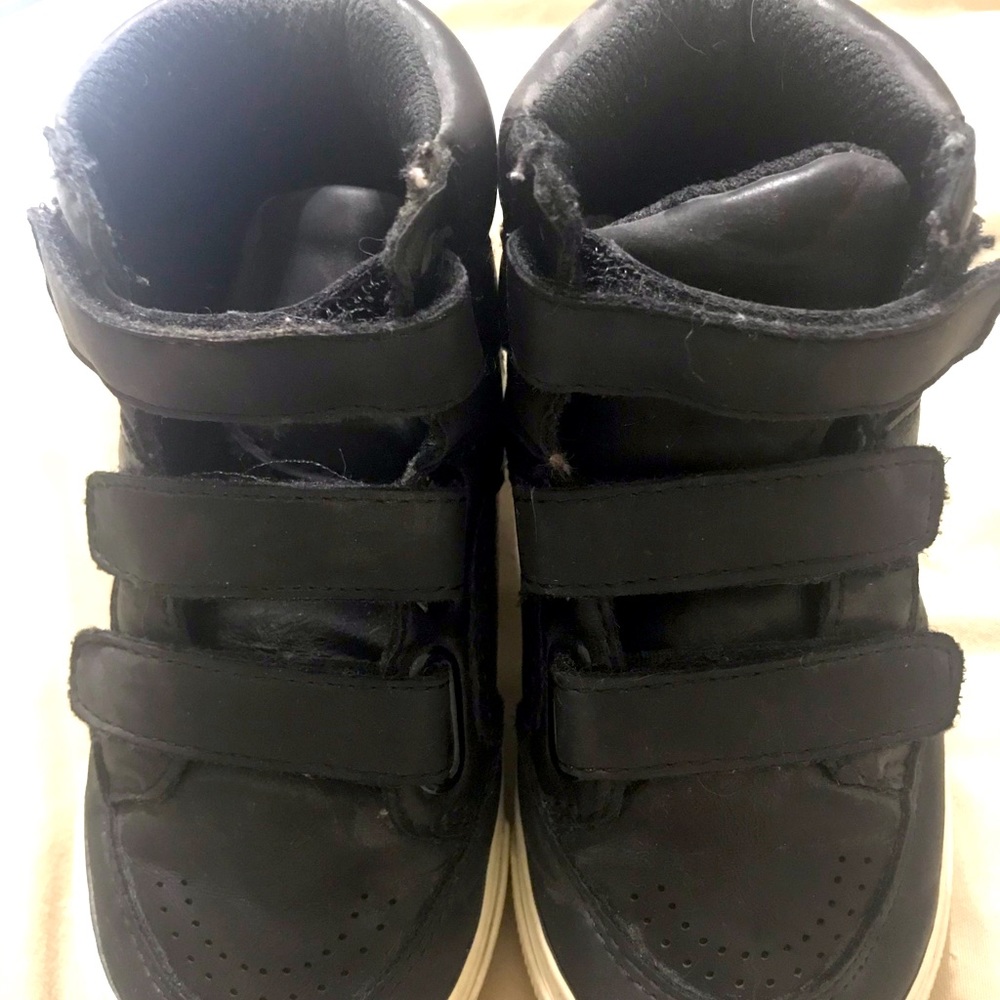 GAP toddler shoes